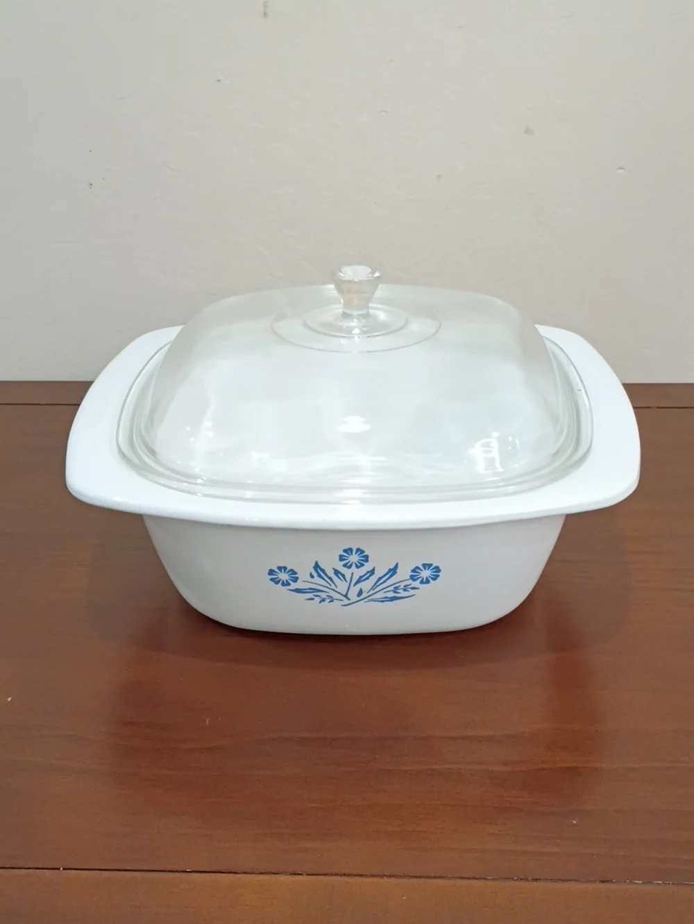 Corning Ware Blue Cornflower Dutch Oven P-34-B, 4 Quarts, Vintage!